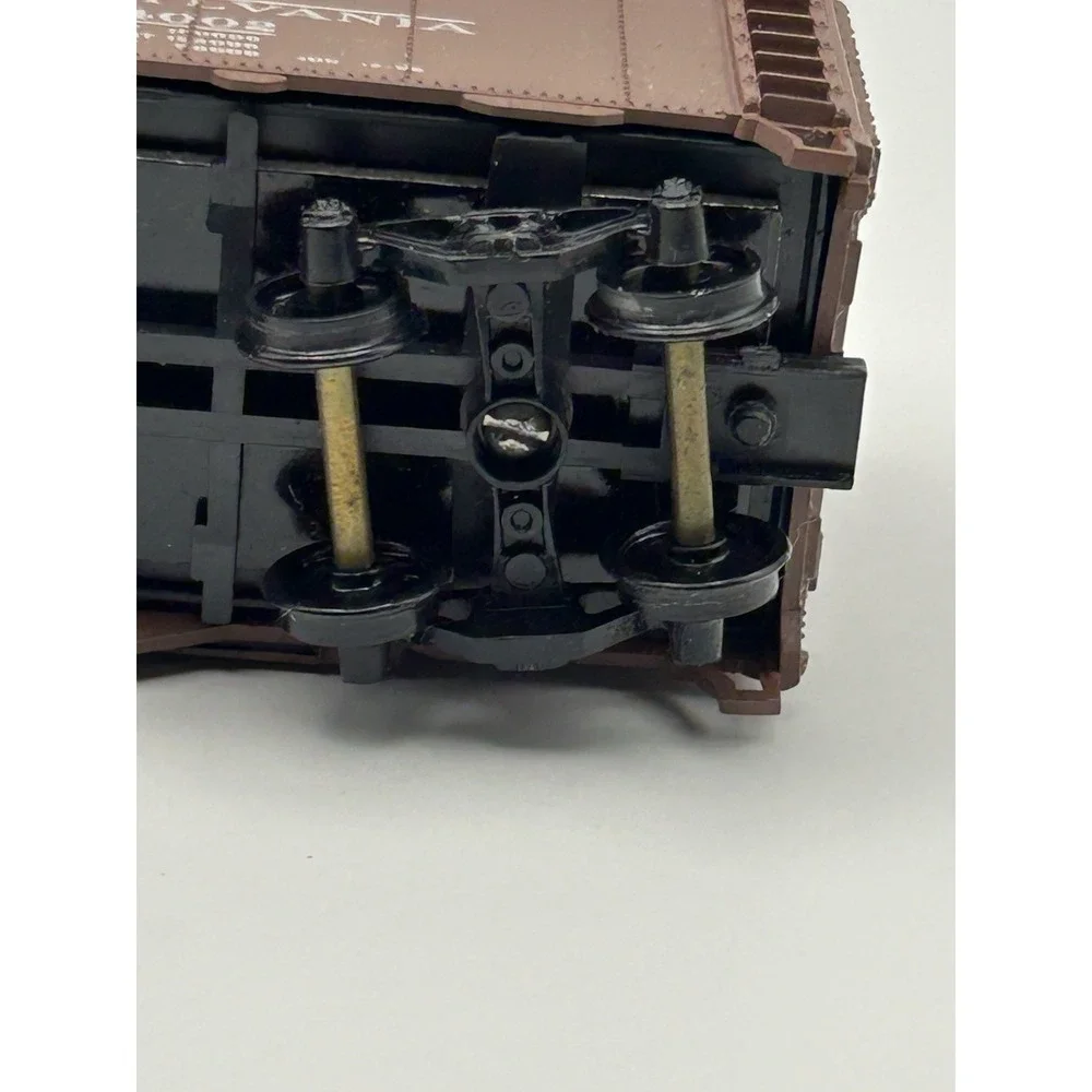 Bachmann HO Scale Triangle Pacific TPFX 5510 Brown‎ Box Car Freight Train Used